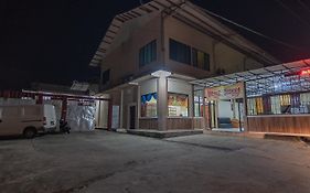 Reddoorz Plus At Bukit Cinta Street Balikpapan